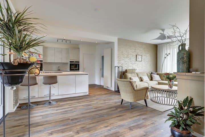 Foto 16 van Burgemeester Claessenstraat 1