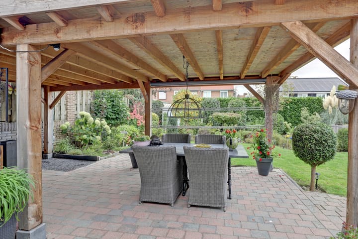 Foto 23 van Burgemeester Claessenstraat 1