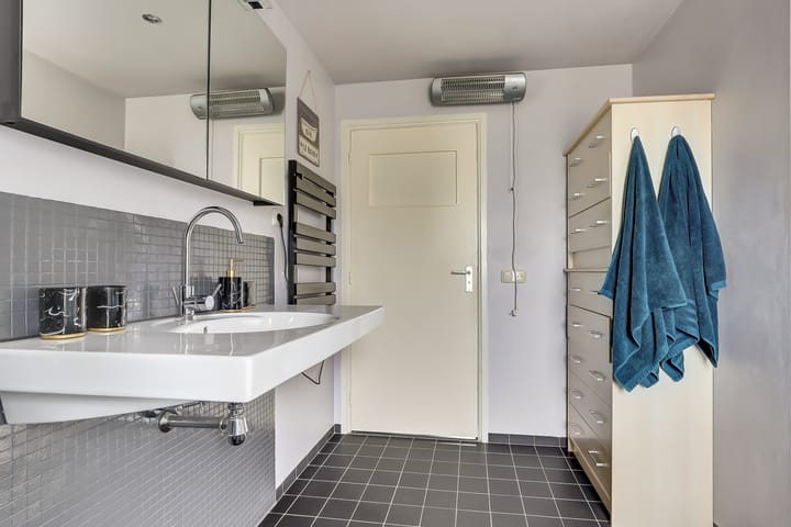 Foto 36 van Burgemeester Claessenstraat 1