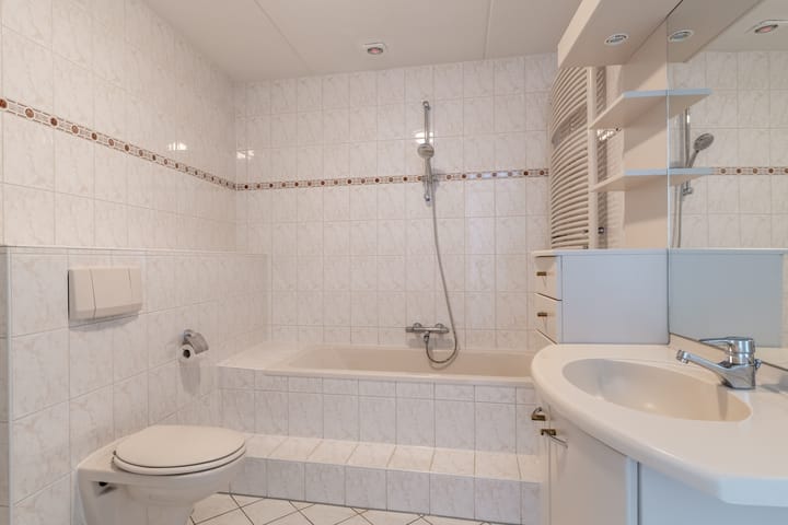 Foto 22 van Goudenregenhof 9