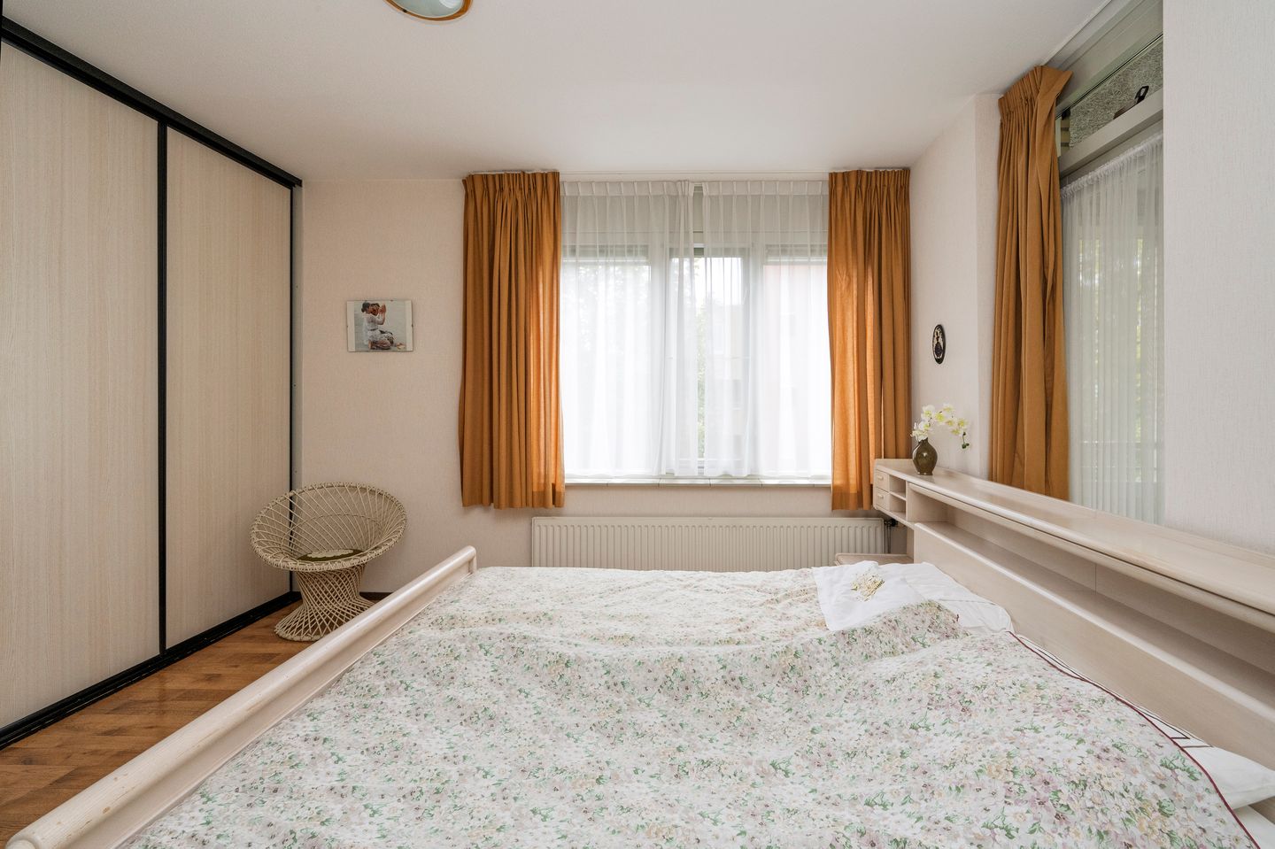 Foto 10 van Bernstein 70