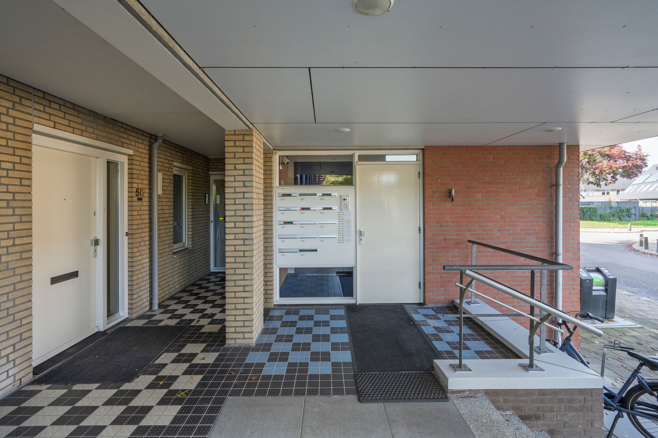 Foto 21 van Bernstein 70