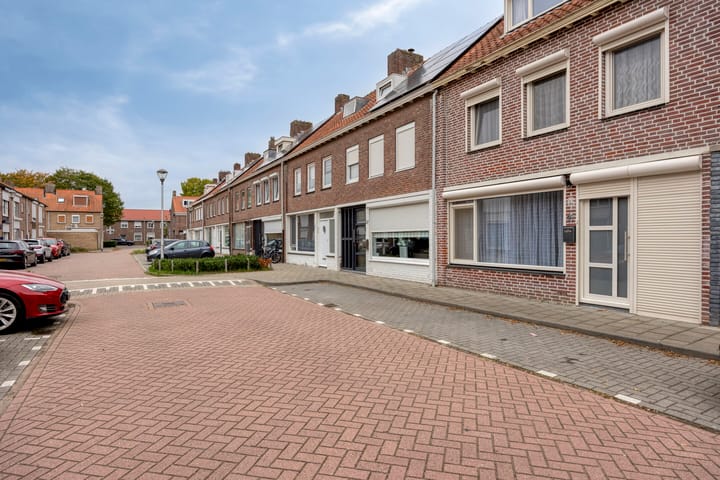 Foto 30 van Karperstraat 15