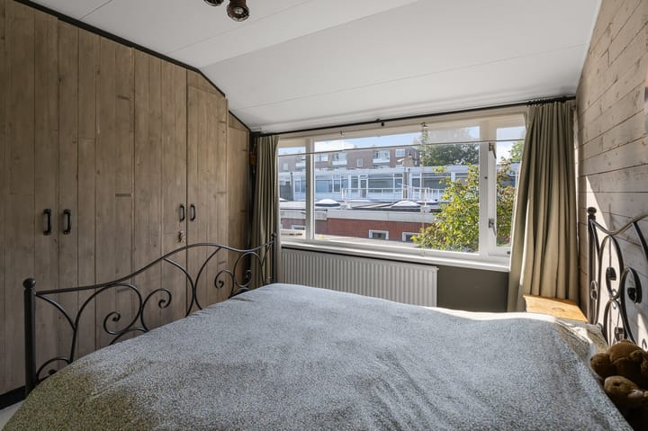 Photo 13 of Barentszstraat 33