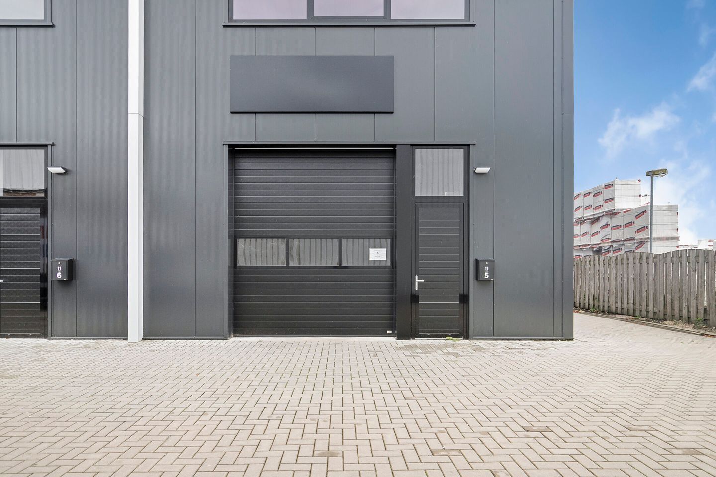View photo 3 of Lorentzstraat 11-05
