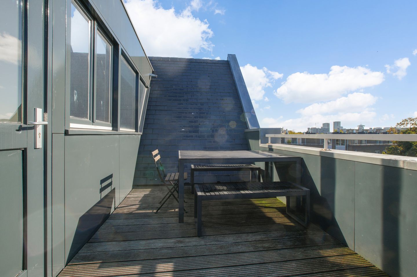 Foto 14 van Van Noordtstraat 9-C