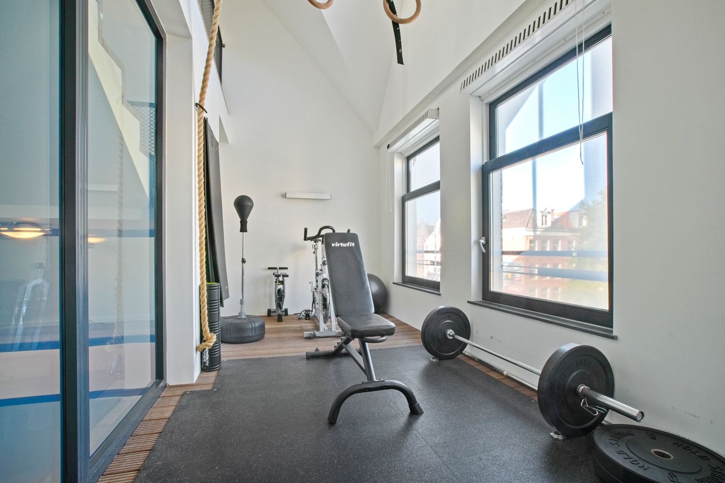 Foto 19 van Van Noordtstraat 9-C