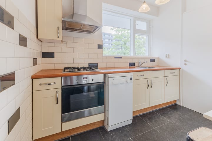 Foto 7 van Aert van Neslaan 119