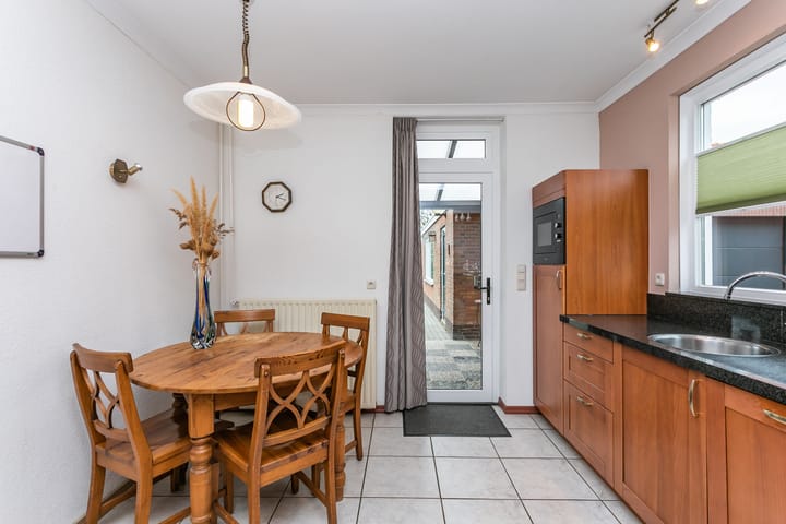 Foto 15 van Kluisstraat 59