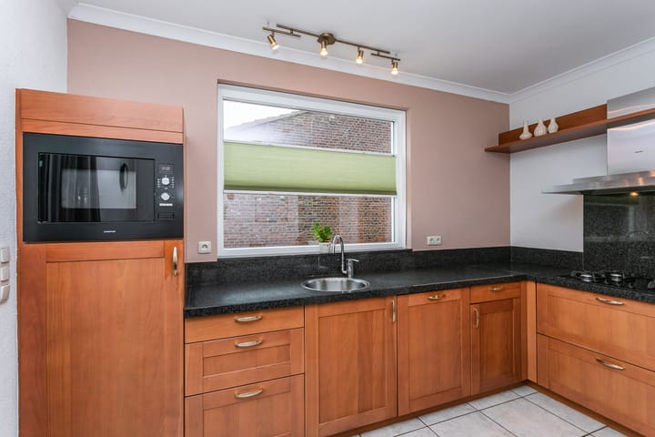 Foto 16 van Kluisstraat 59