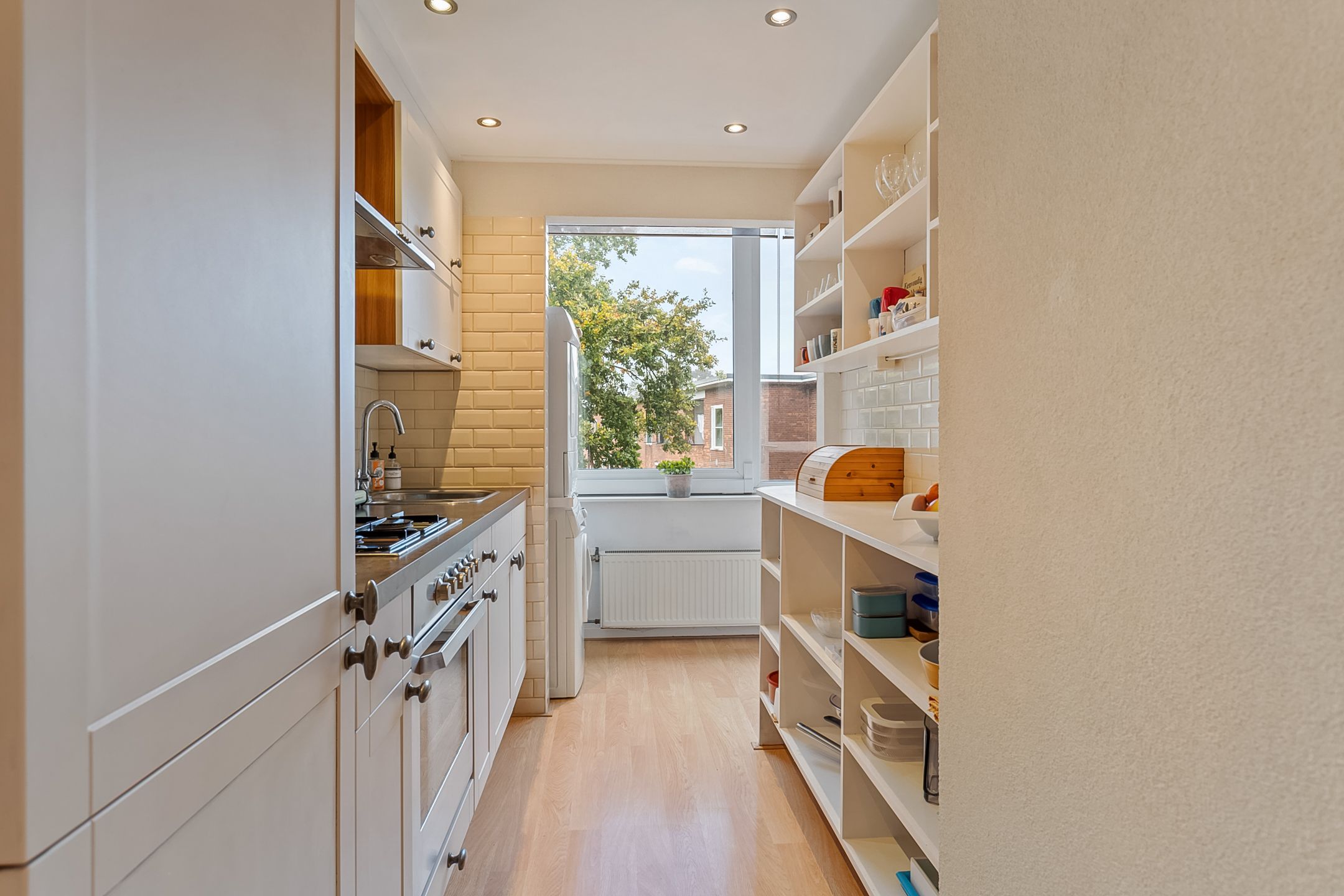 Foto 12 van Engweg 9-III