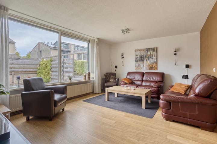 Foto 11 van Louise Michelstraat 8