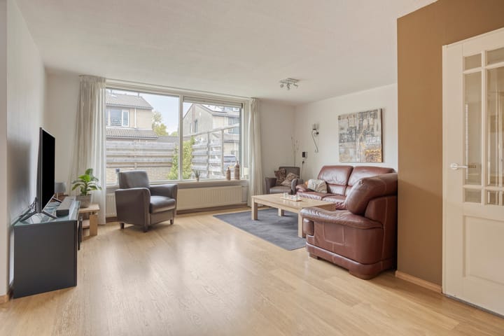 Foto 13 van Louise Michelstraat 8