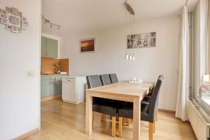 Foto 17 van Louise Michelstraat 8