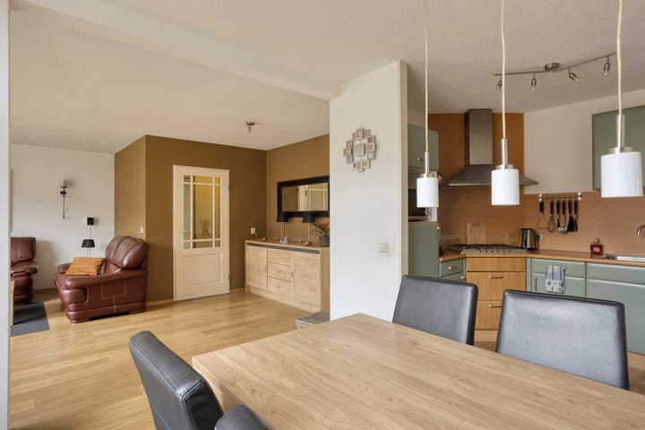 Foto 18 van Louise Michelstraat 8