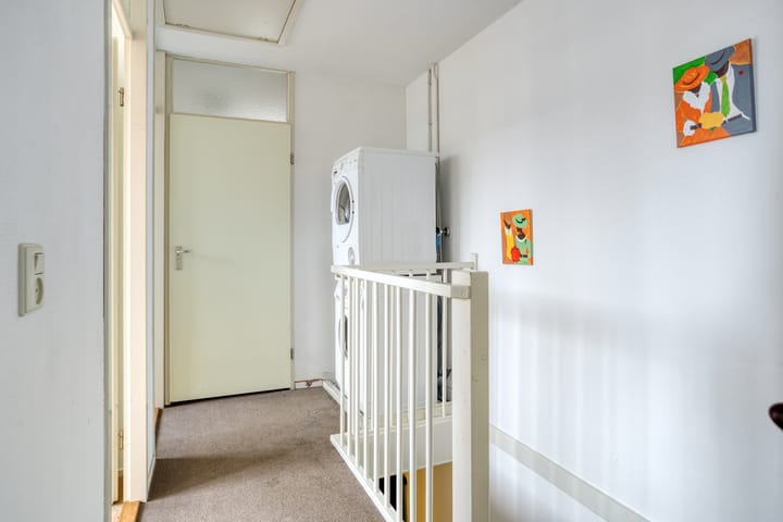 Foto 22 van Louise Michelstraat 8