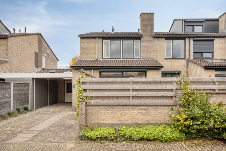 Foto 34 van Louise Michelstraat 8