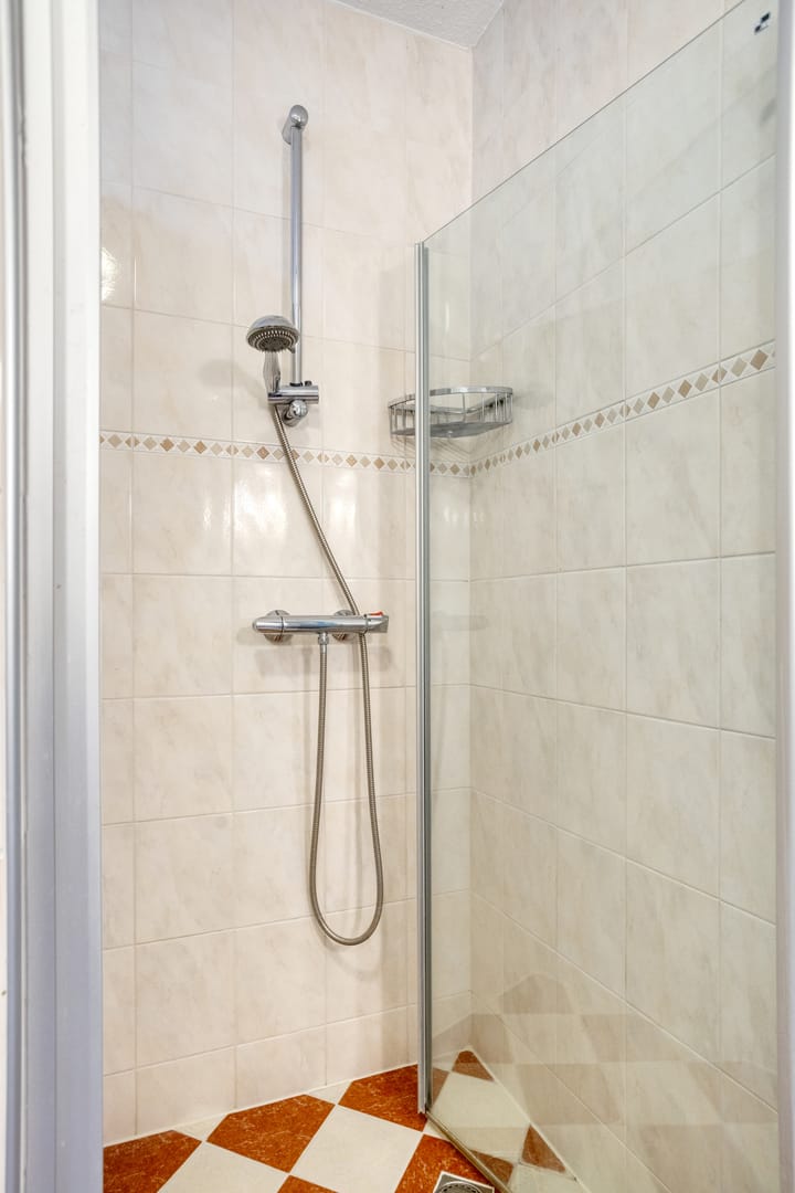 Foto 37 van Louise Michelstraat 8