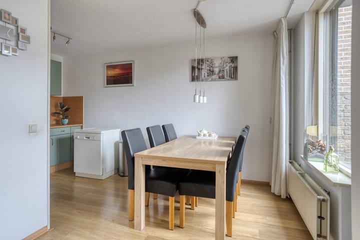 Foto 14 van Louise Michelstraat 8