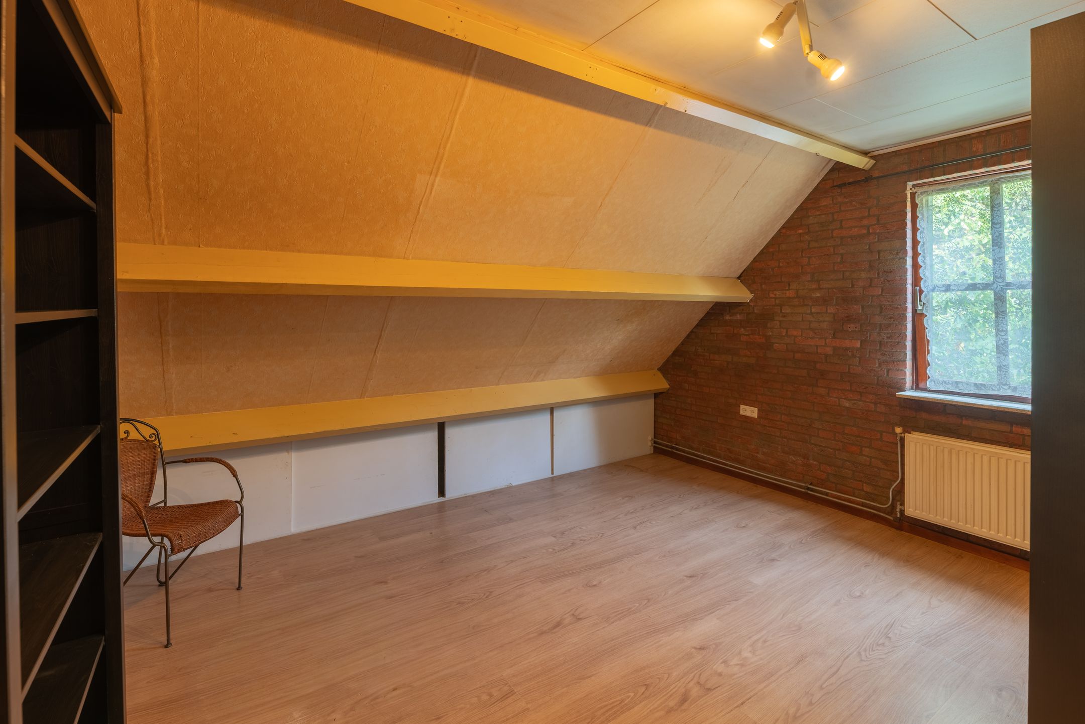 Foto 27 van Gors 102