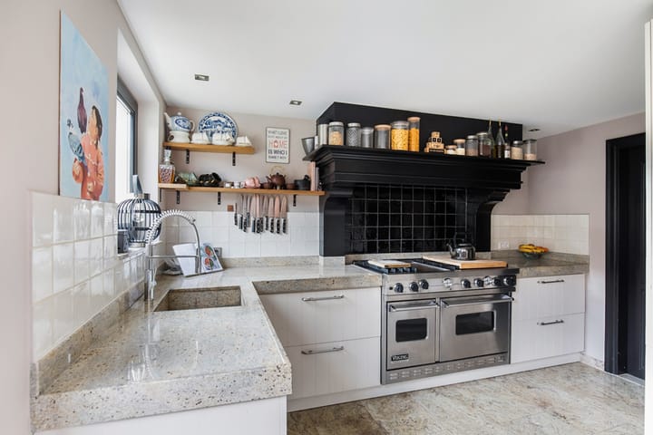 Photo 14 of Dick Tolstraat 17