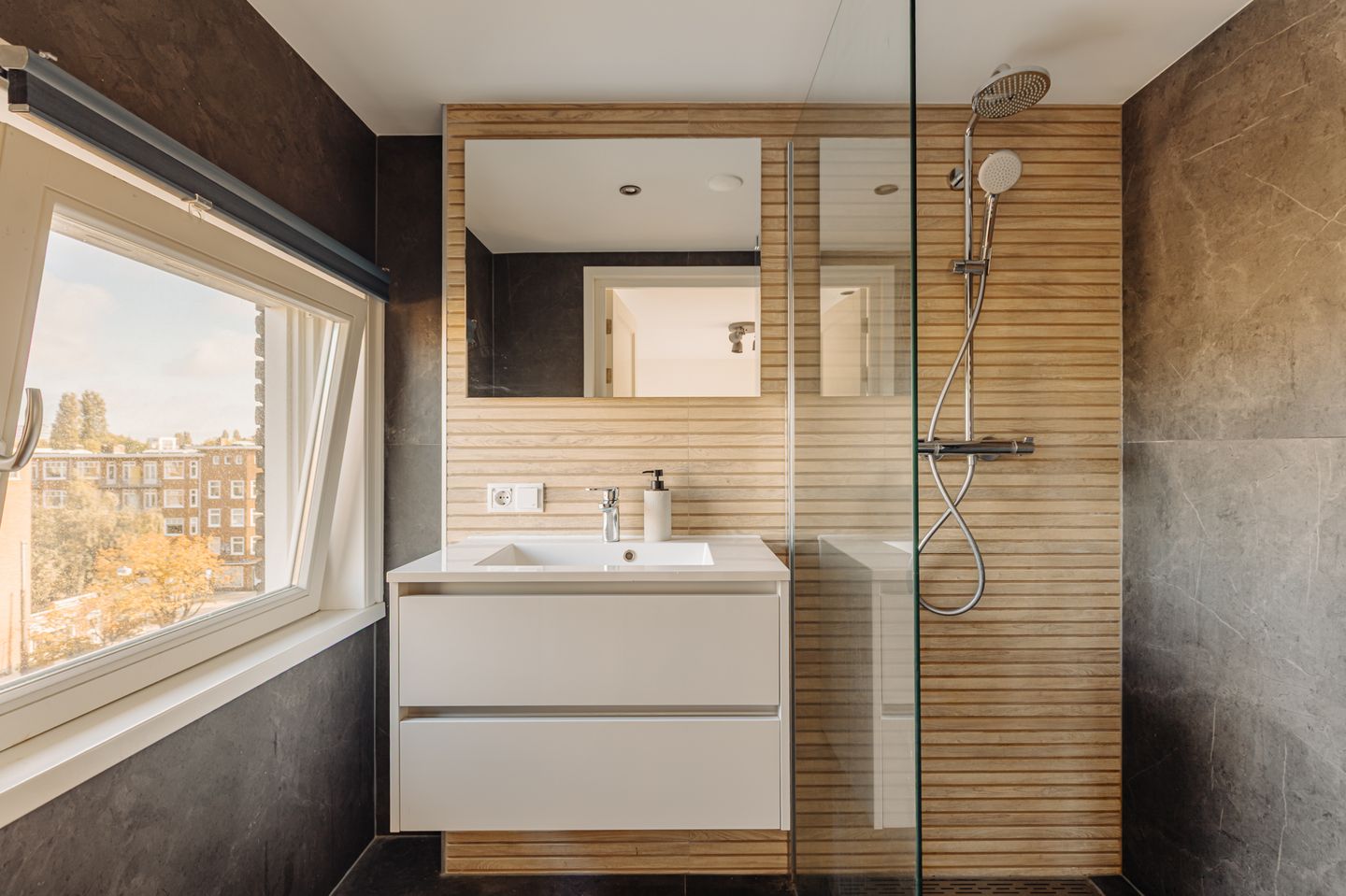 Foto 5 van Bos en Lommerweg 301-4