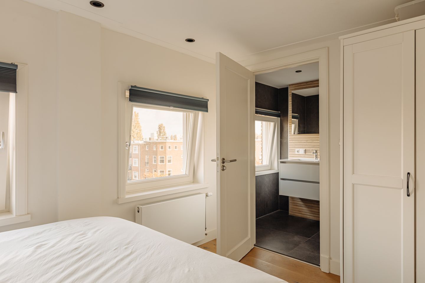 Foto 20 van Bos en Lommerweg 301-4