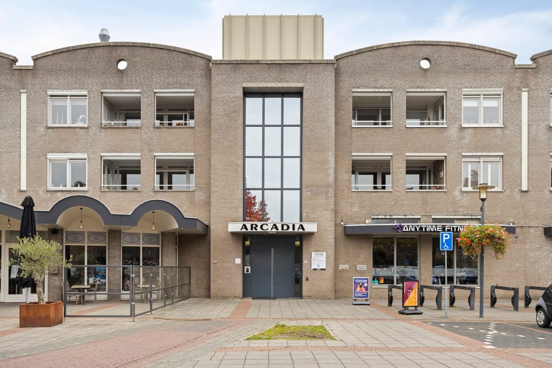 Photo 1 of Vincent van Goghplein 115