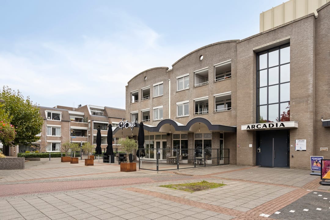 Photo 2 of Vincent van Goghplein 115