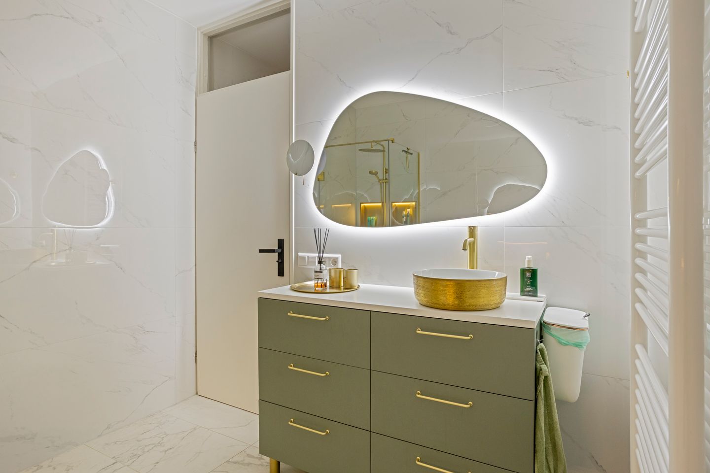 Photo 34 of Vincent van Goghplein 115