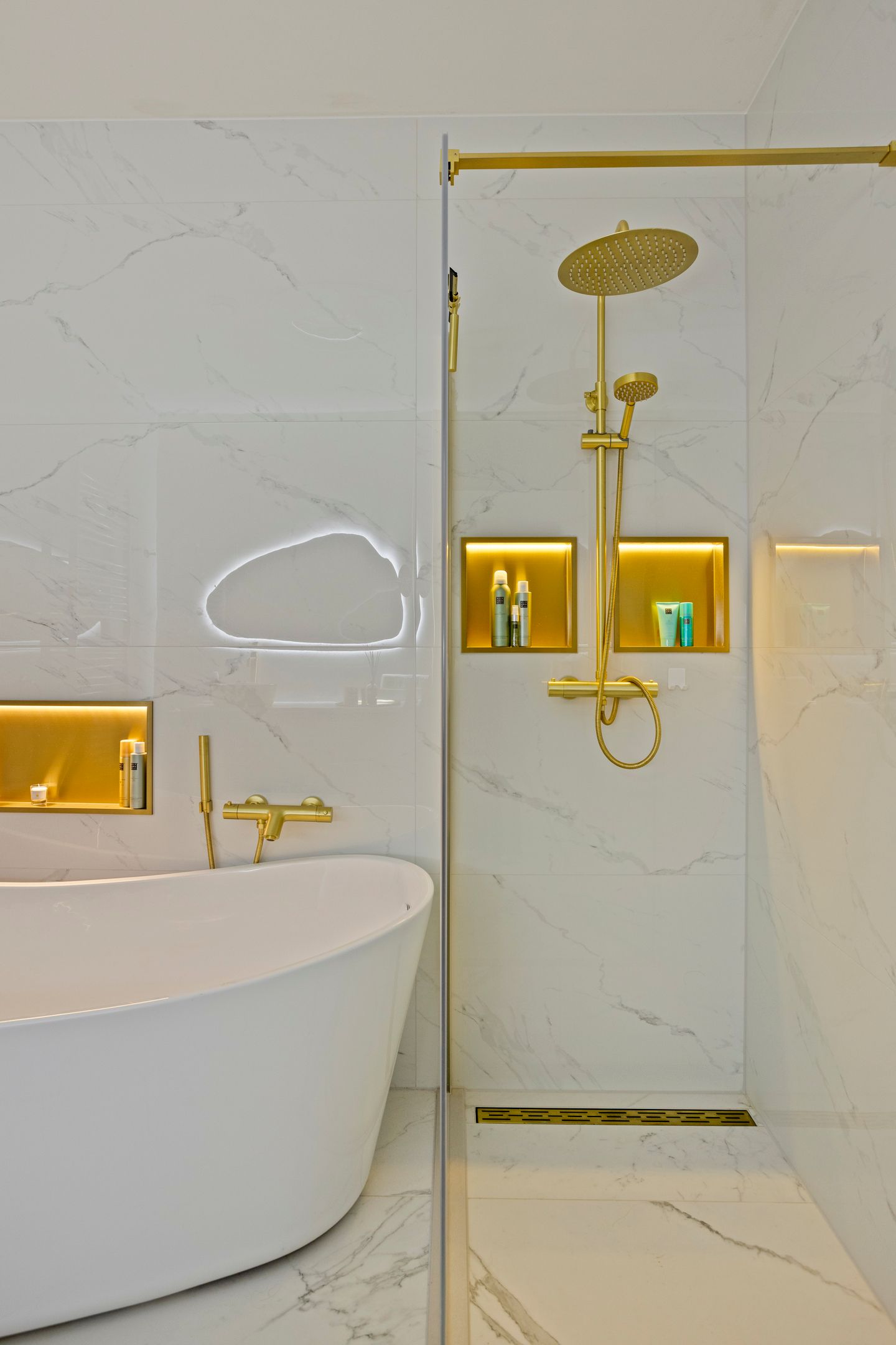 Photo 36 of Vincent van Goghplein 115