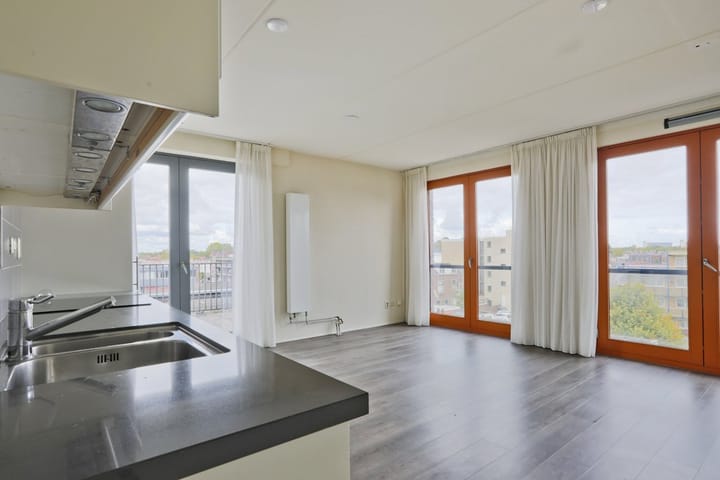 Photo 2 of Nijlandstraat 68