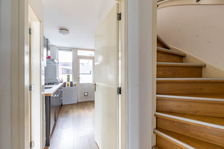 Foto 13 van R.J. Doumastraat 5