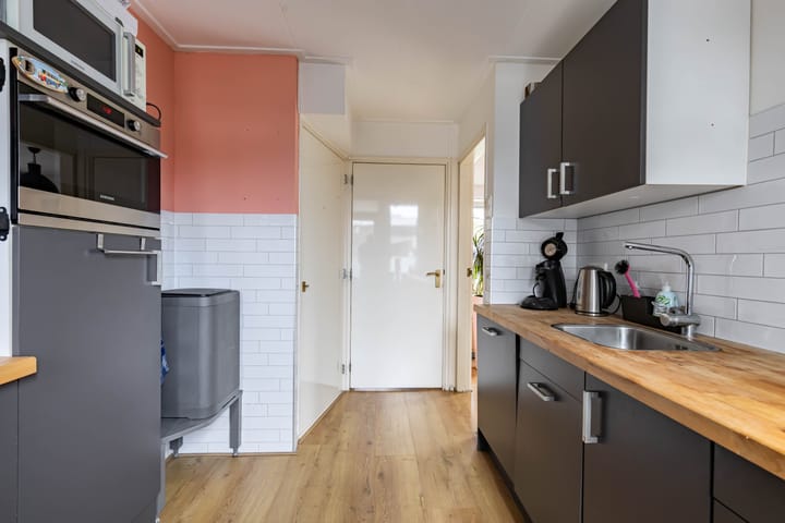 Foto 17 van R.J. Doumastraat 5