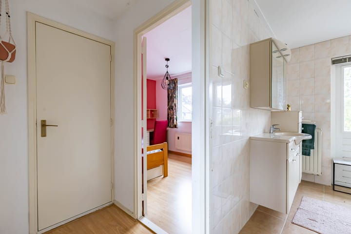 Foto 24 van R.J. Doumastraat 5