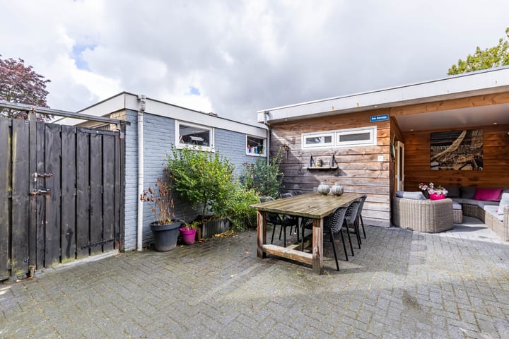 Foto 39 van R.J. Doumastraat 5