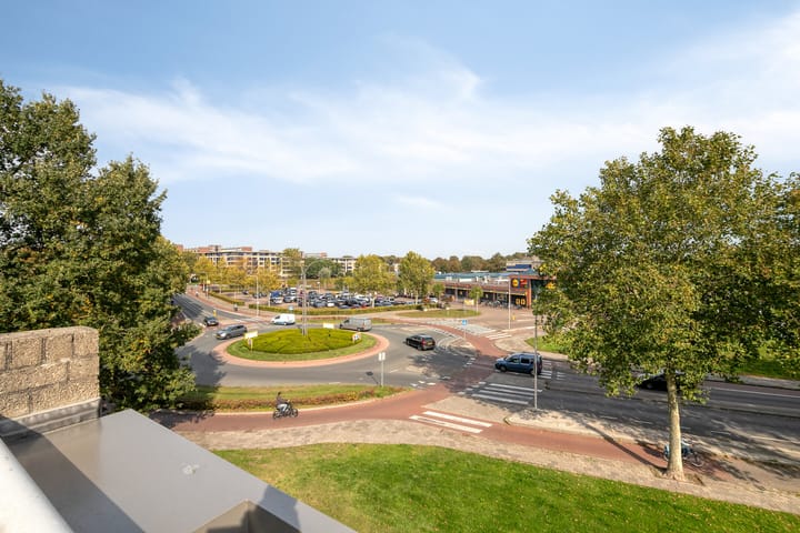 Photo 11 of Engelsmanplaat 111