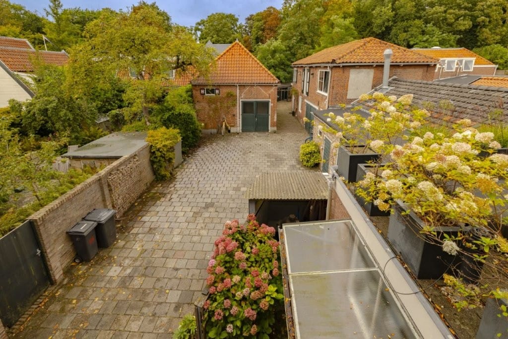 Bekijk foto 3 van Bloemendaalseweg 112