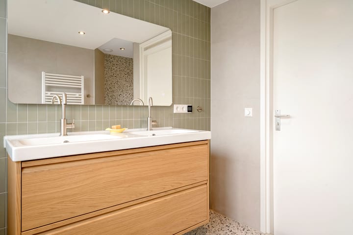 Photo 40 of Koningsvaren 115