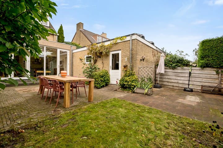 Photo 49 of Koningsvaren 115