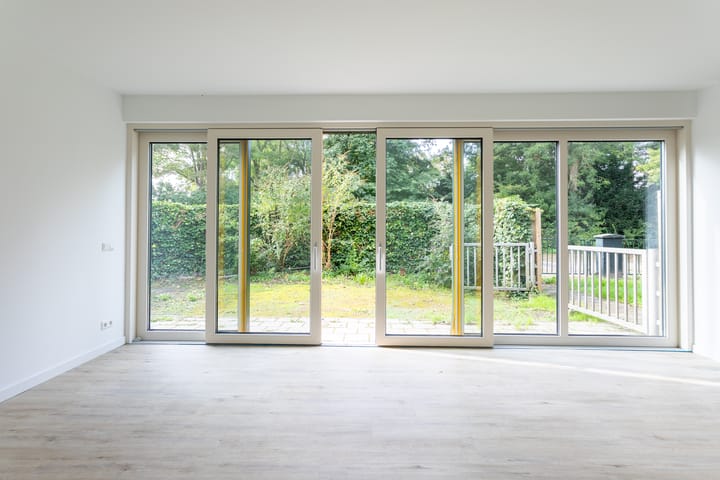 Photo 6 of Jan van Galenlaan 31