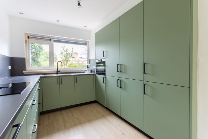 Photo 13 of Jan van Galenlaan 31