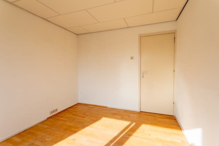 Photo 39 of Jan van Galenlaan 31