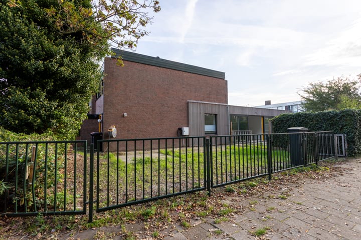 Photo 50 of Jan van Galenlaan 31