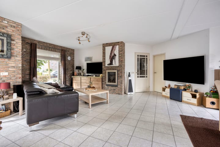 Photo 11 of Broekstraat 16