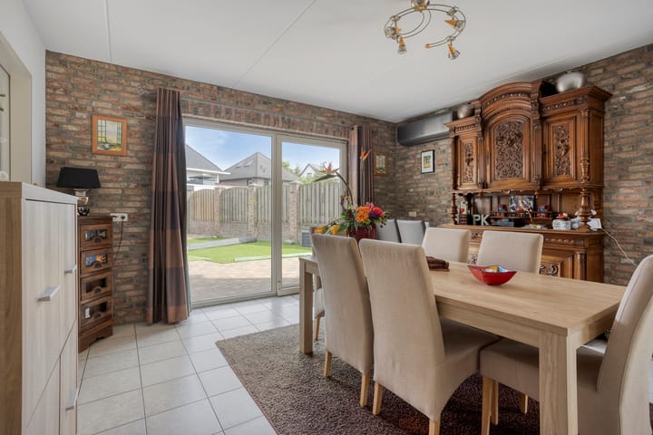 Photo 12 of Broekstraat 16