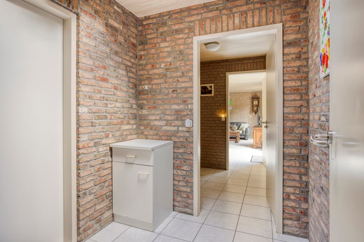 Photo 18 of Broekstraat 16