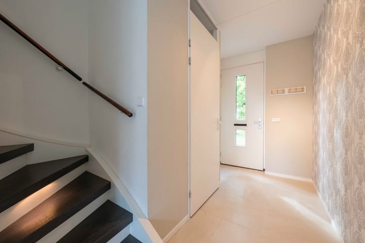 Photo 3 of Alverno 12