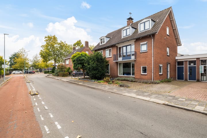 Foto 35 van Johan v Oldenbarneveltlaan 7