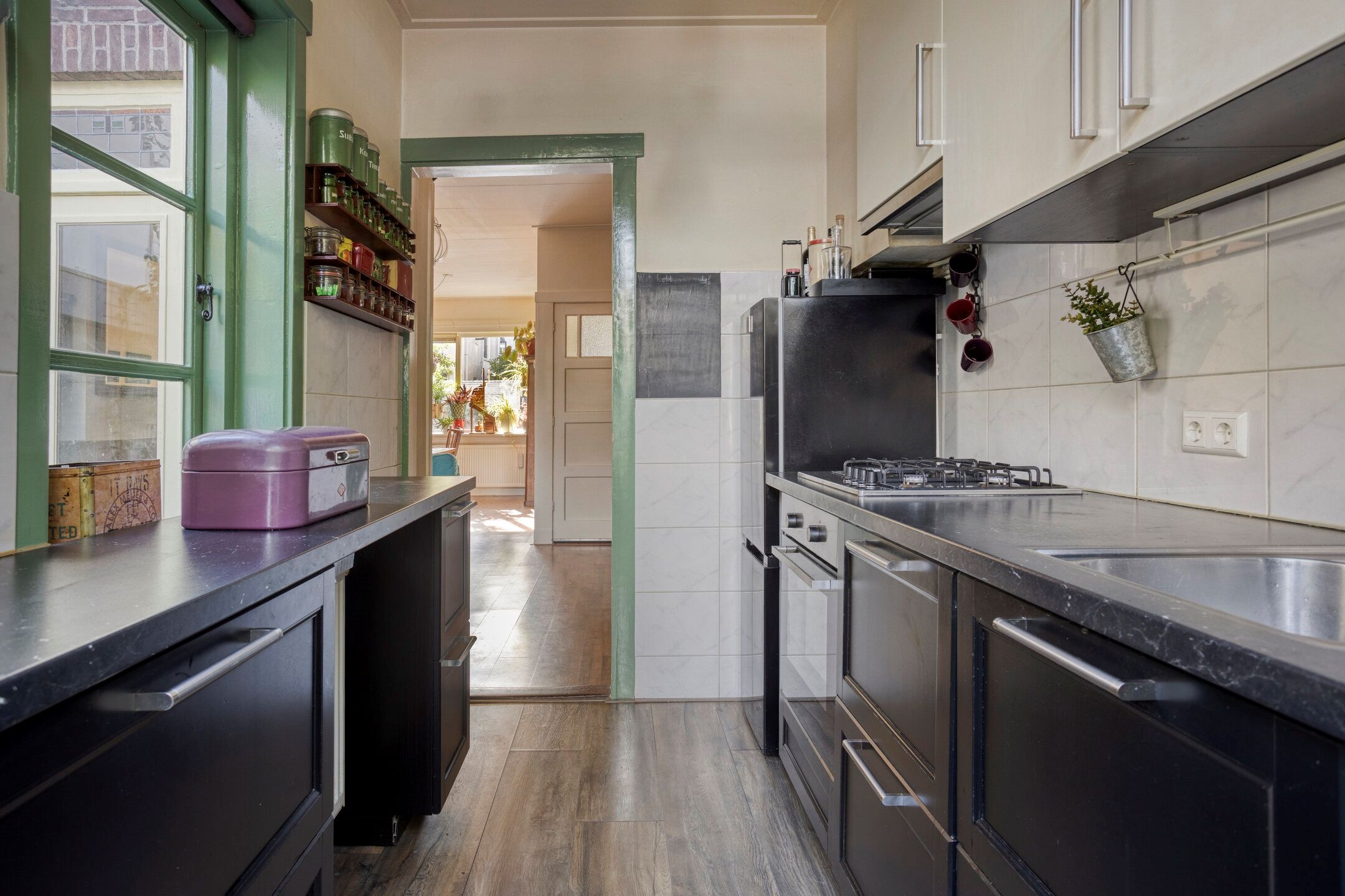 Foto 3 van Ternatestraat 1